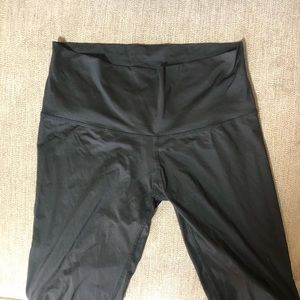 Teeki leggings size M